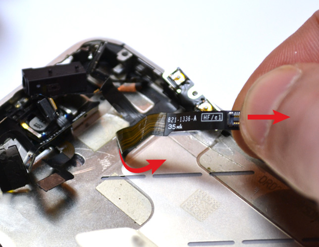 Changement de nappe prise Jack, mute et volume sur iPhone 4S photo 1