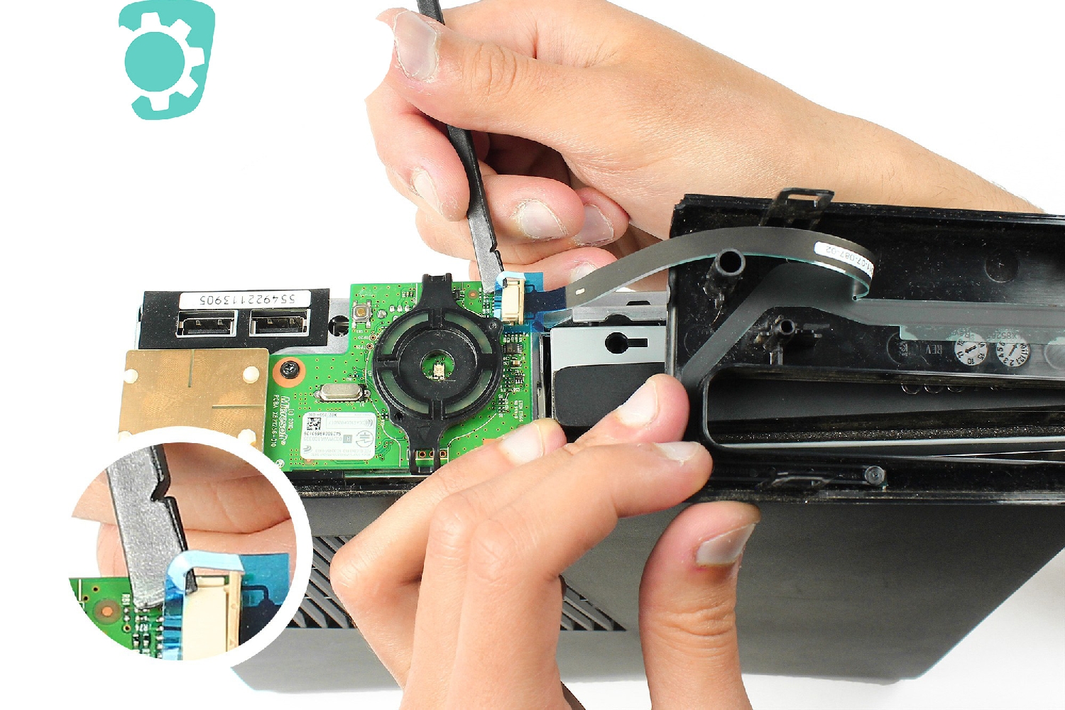 Bloc optique sur Xbox 360 Slim photo 2