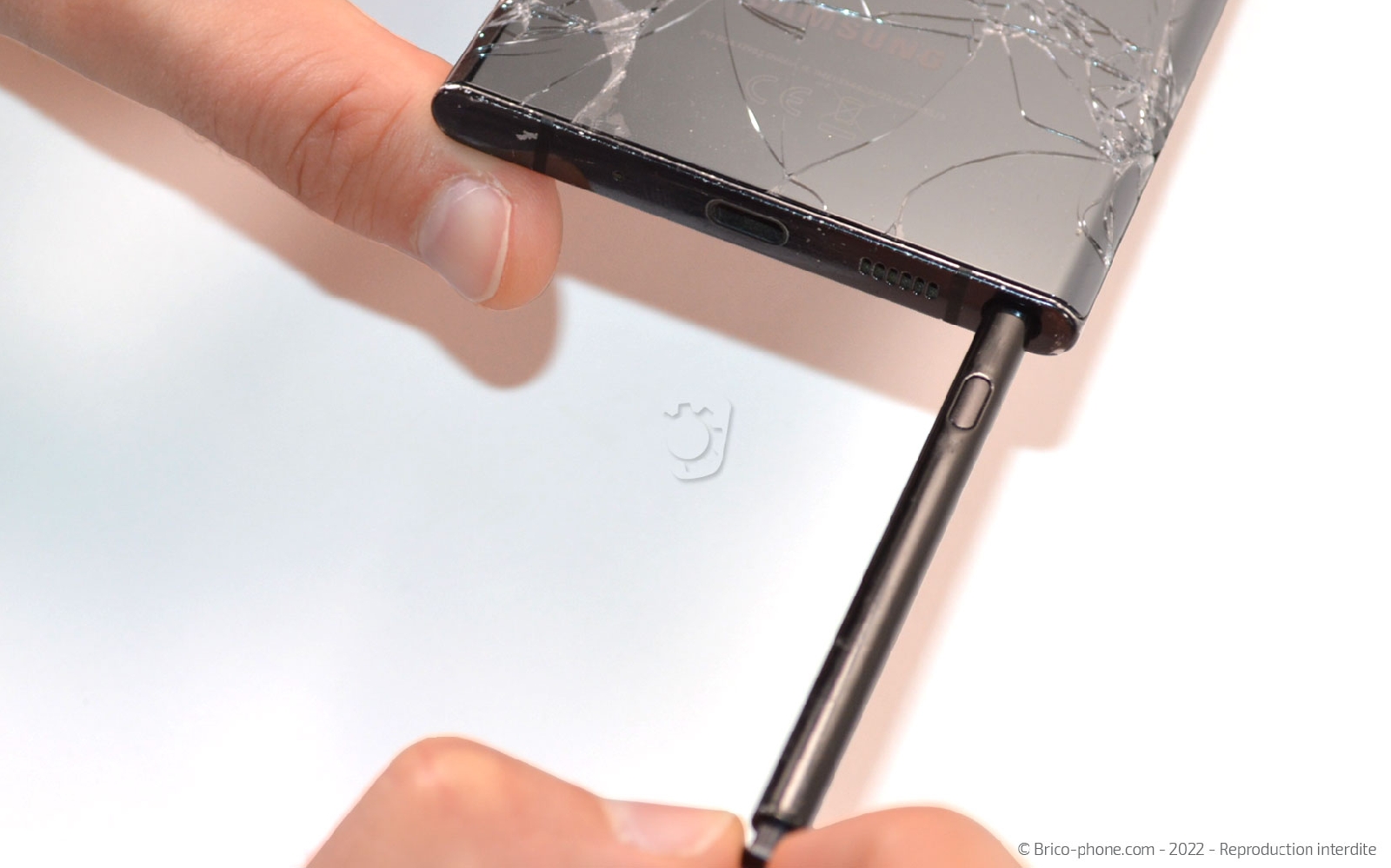 Comment changer la vitre arrière sur Galaxy Note 20 Ultra 5G photo 2