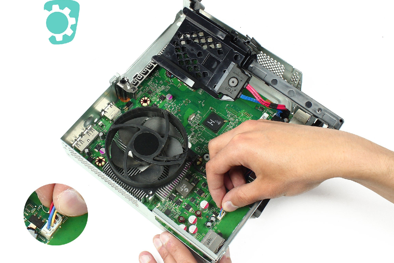 ventilateur sur Xbox 360 Slim photo 1