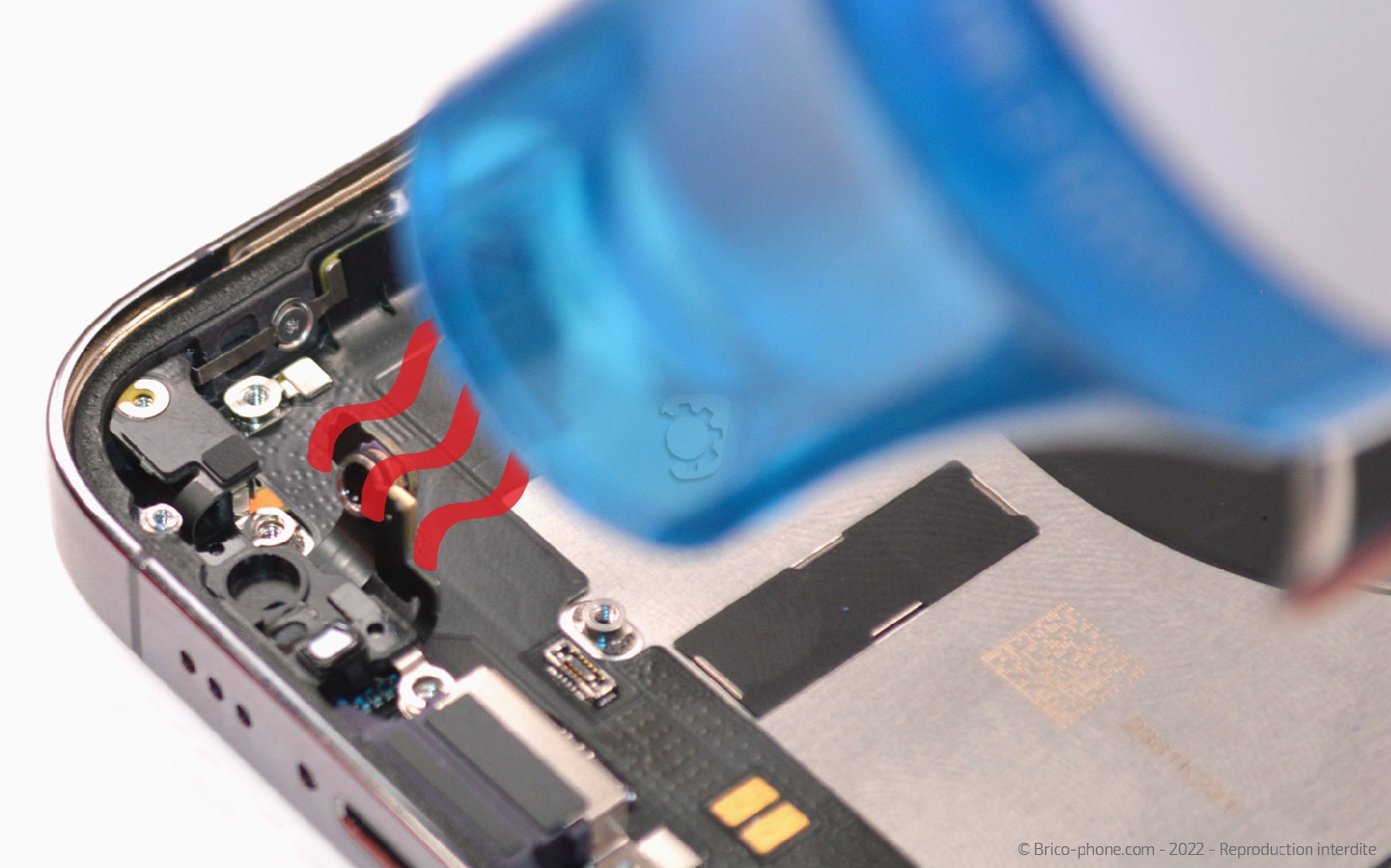  Comment changer le connecteur de charge sur iPhone 14 Pro photo 3