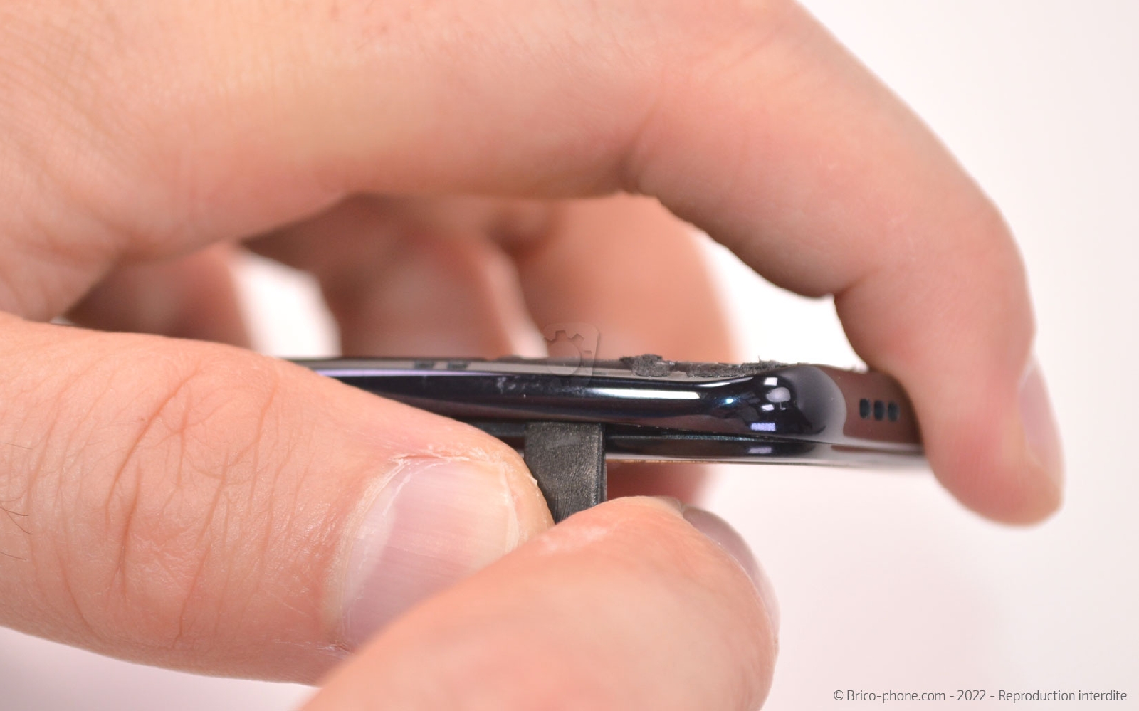 Comment remplacer le connecteur de charge sur A94 5G photo 3