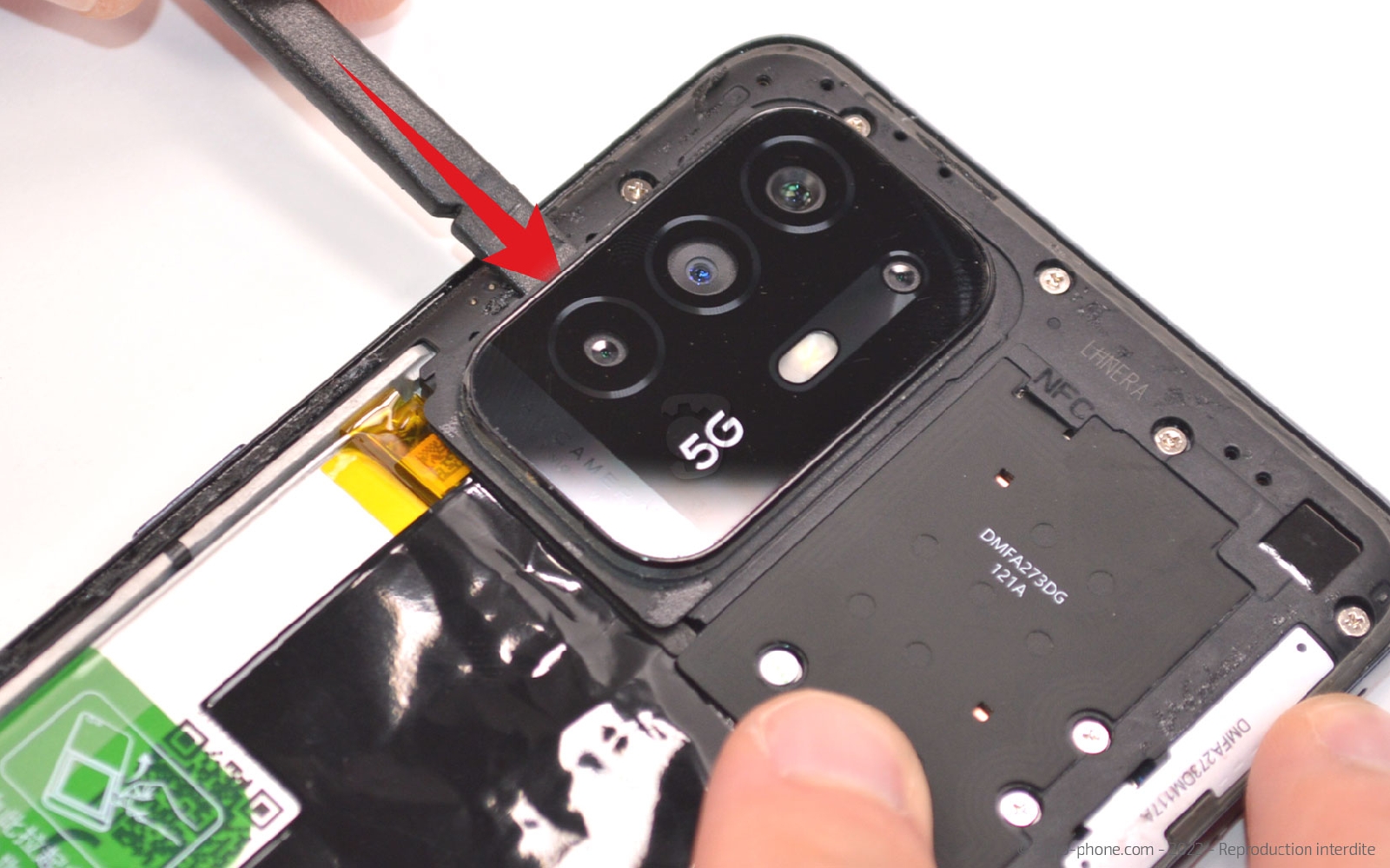 Comment remplacer le connecteur de charge sur A94 5G photo 2