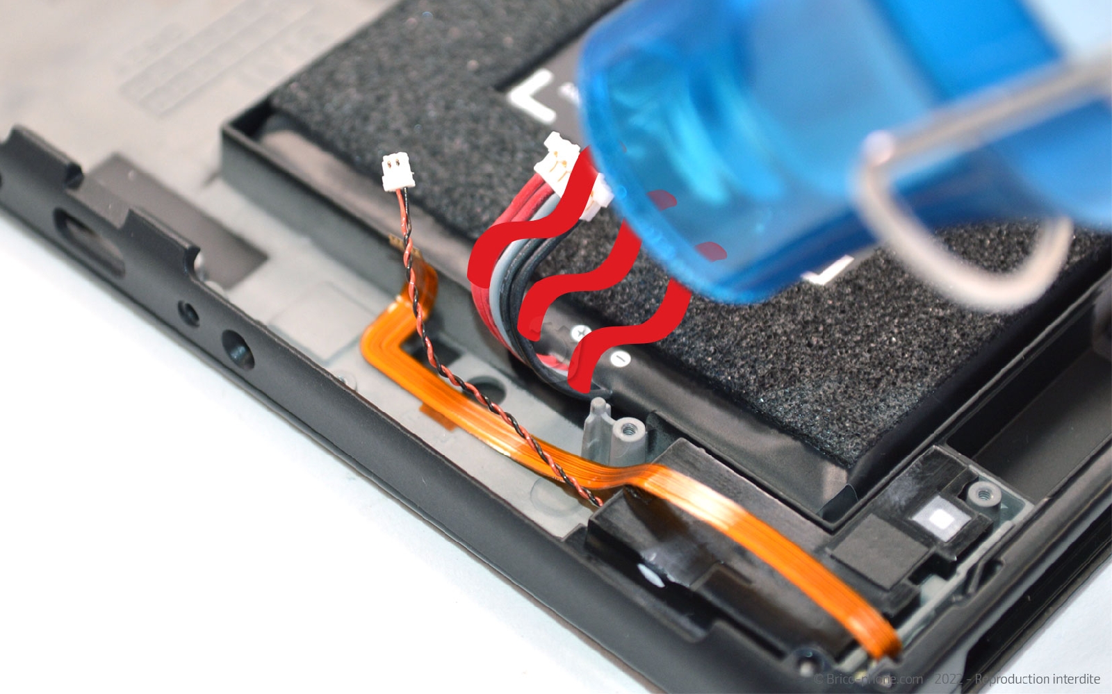 Comment changer le rail latéral sur Switch Oled photo 2