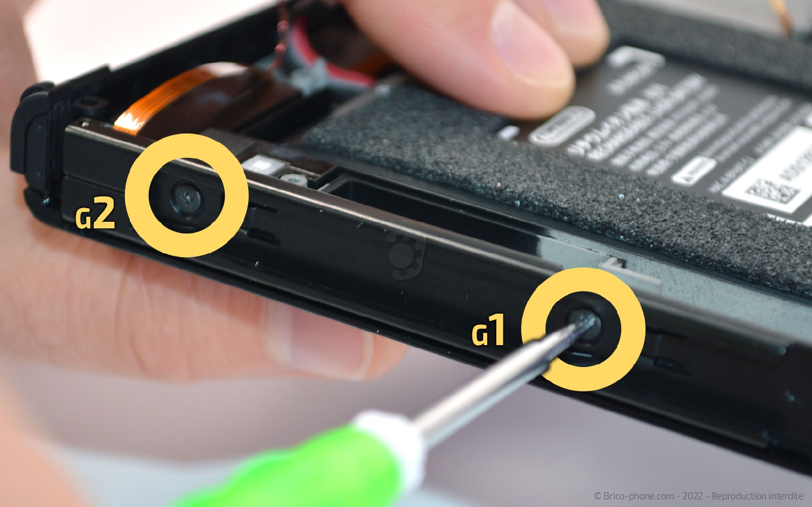 Comment remplacer les haut-parleurs sur Switch Oled photo 1