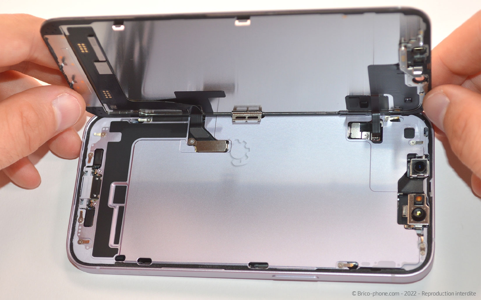 Guide de réparation sur iPhone 14 photo 4