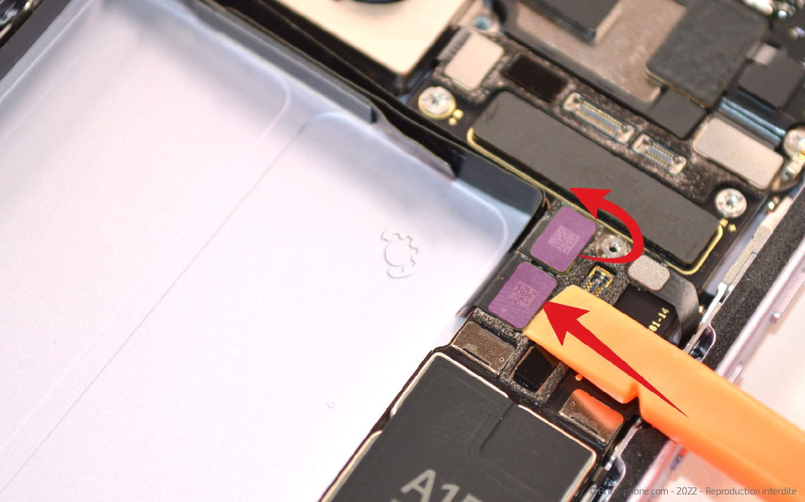 Guide de réparation sur iPhone 14 photo 1
