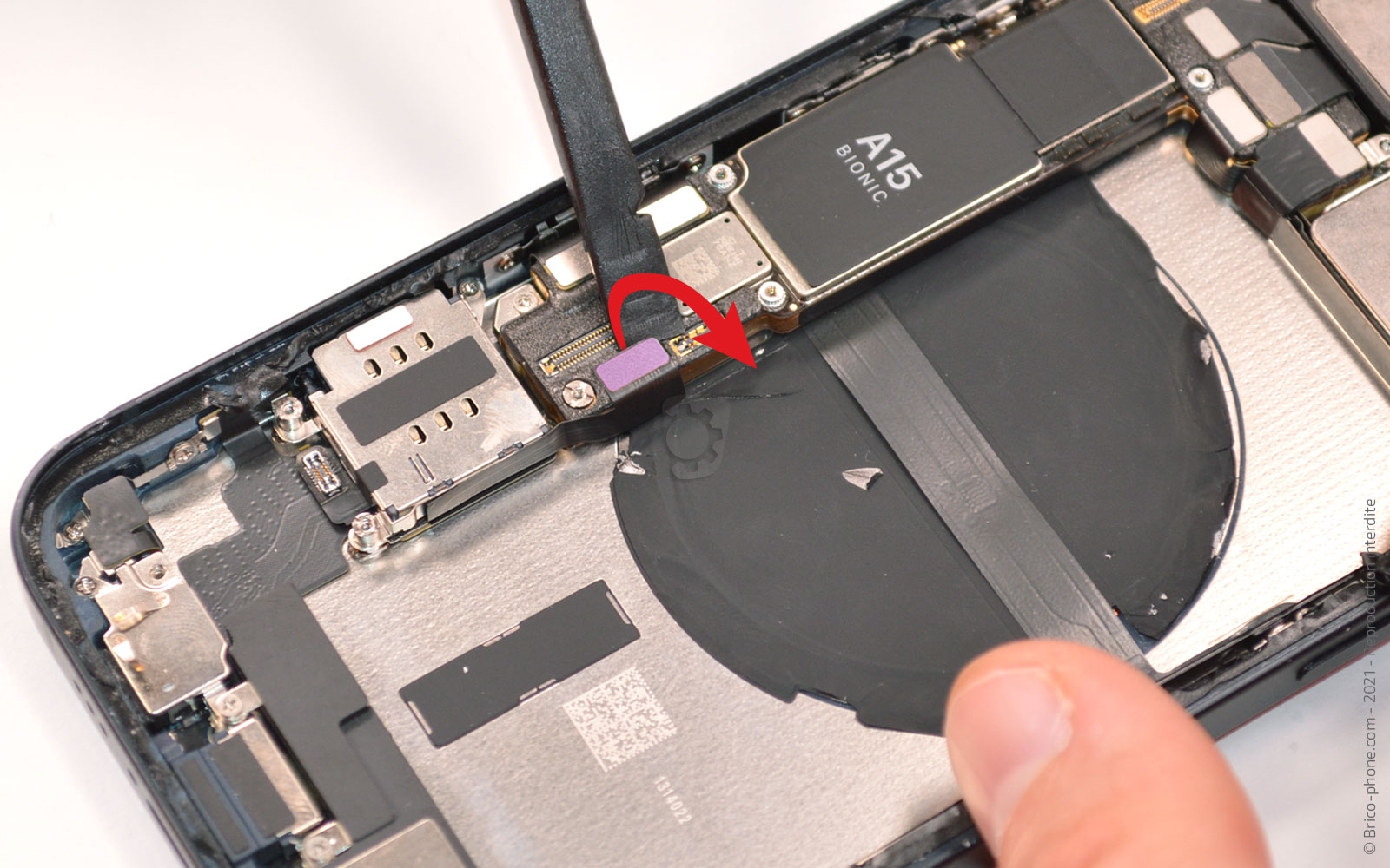 Comment remplacer le châssis complet sur iPhone 13 photo 1