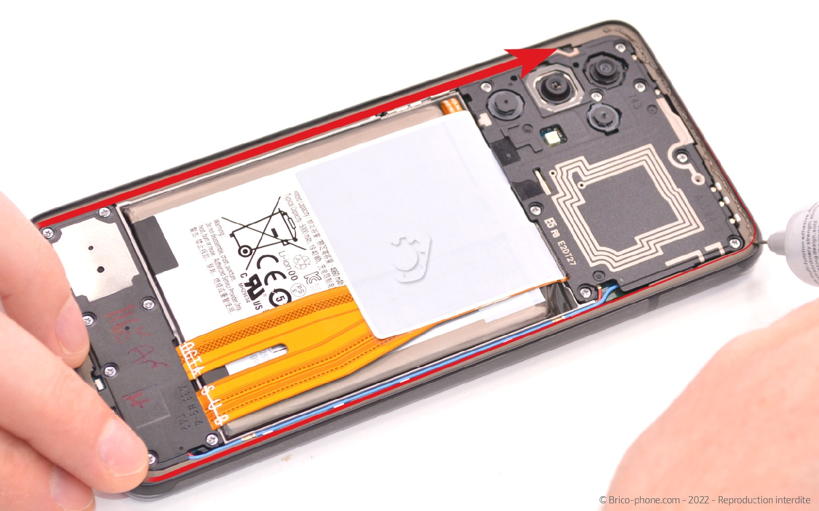 Comment changer la batterie sur Galaxy A33 5G photo 3