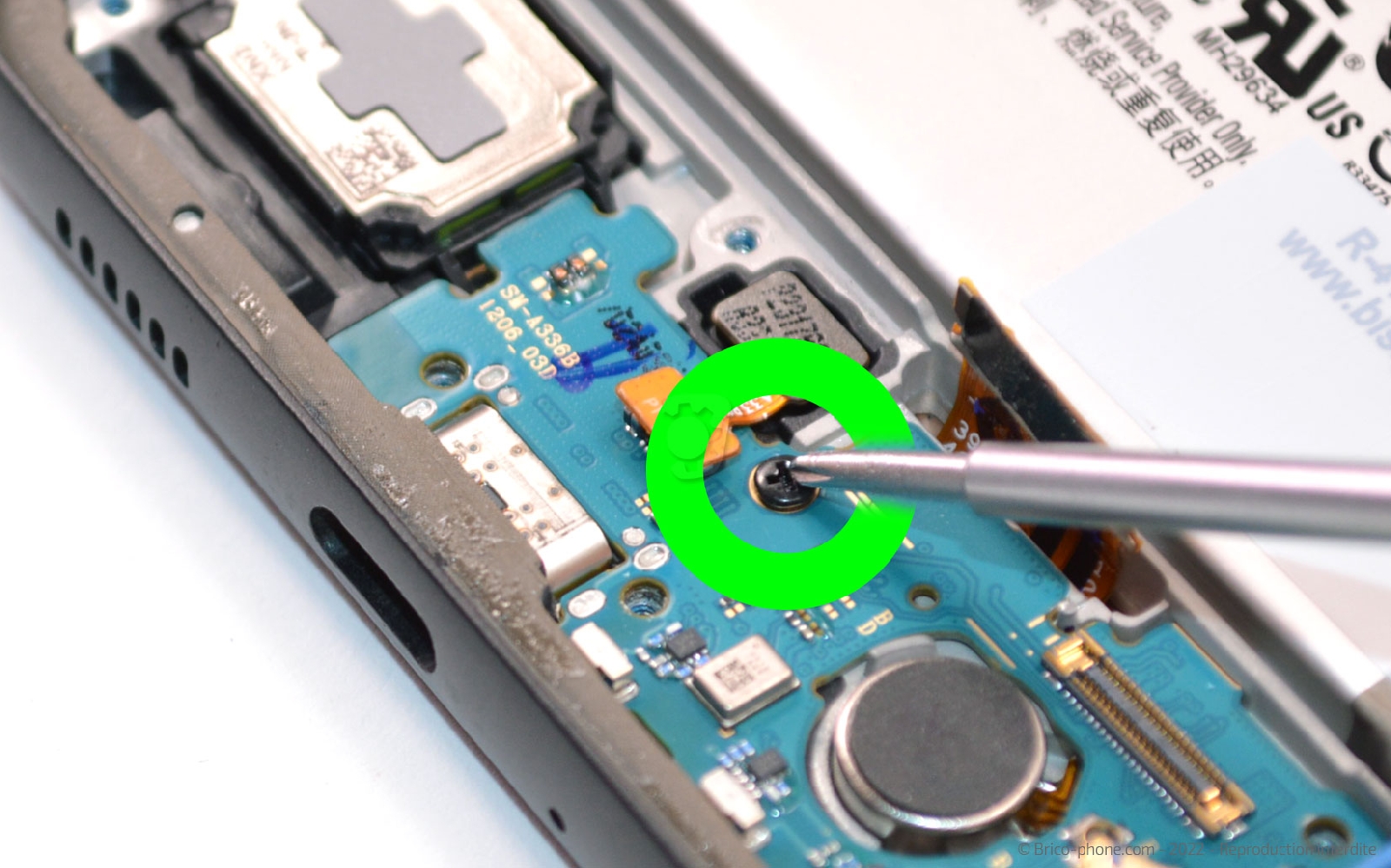 Comment changer le connecteur de charge sur Galaxy A33 5G photo 1