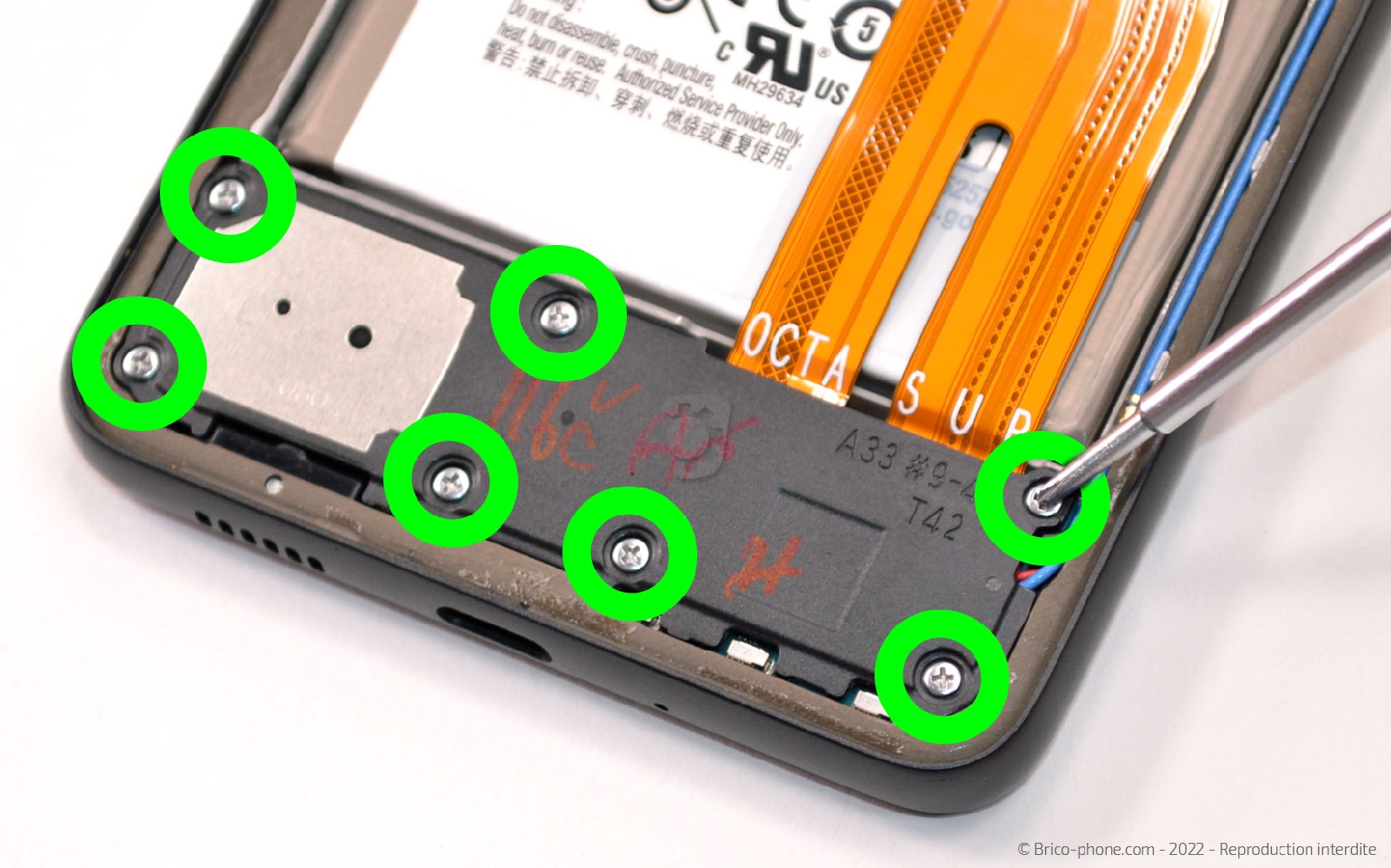 Comment changer le connecteur de charge sur Galaxy A33 5G photo 1