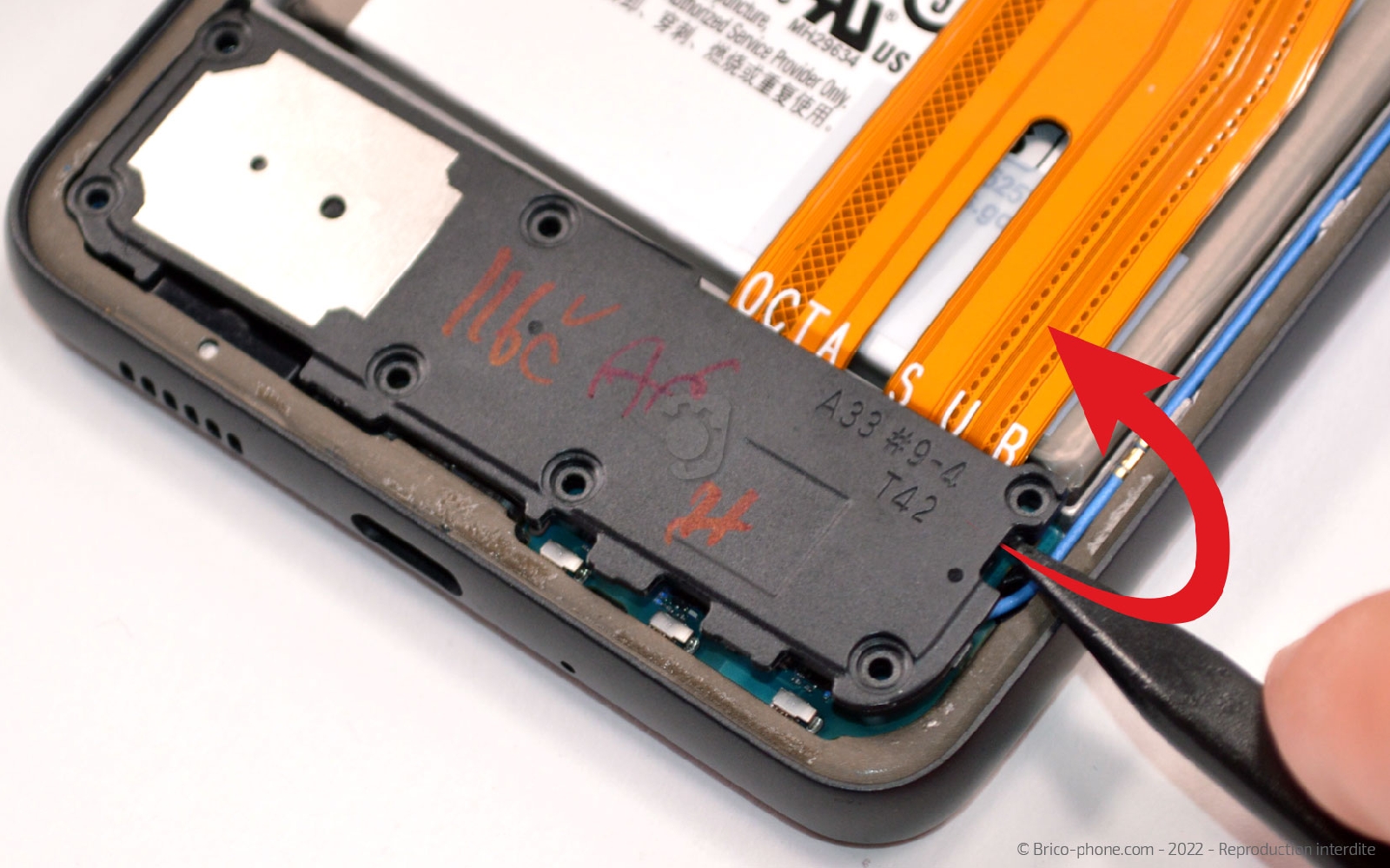 Comment changer le connecteur de charge sur Galaxy A33 5G photo 2