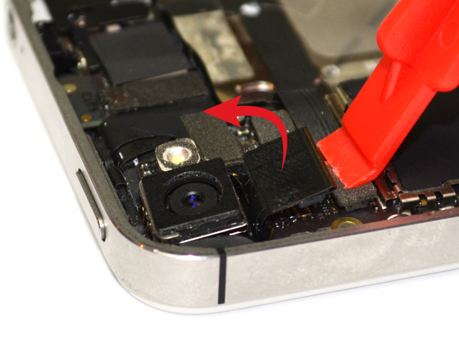 Désoxydation de la carte mère sur iPhone 4S photo 1