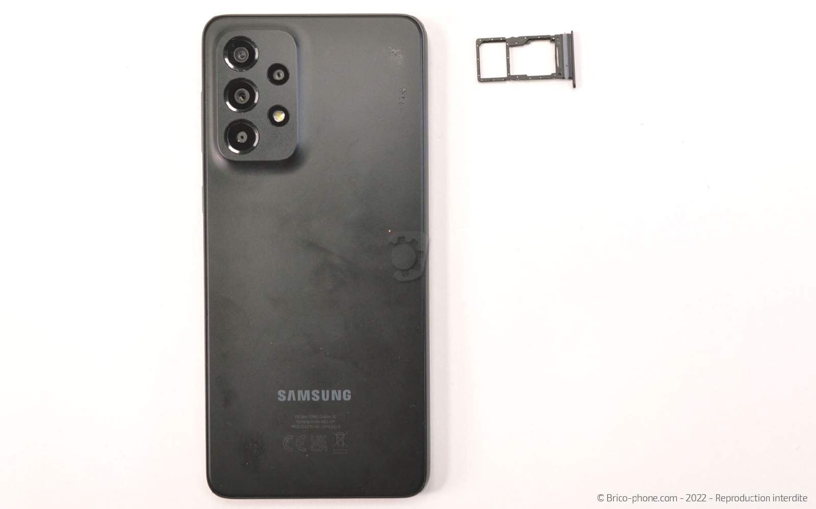 Comment changer la vitre arrière sur Galaxy A33 5G photo 4