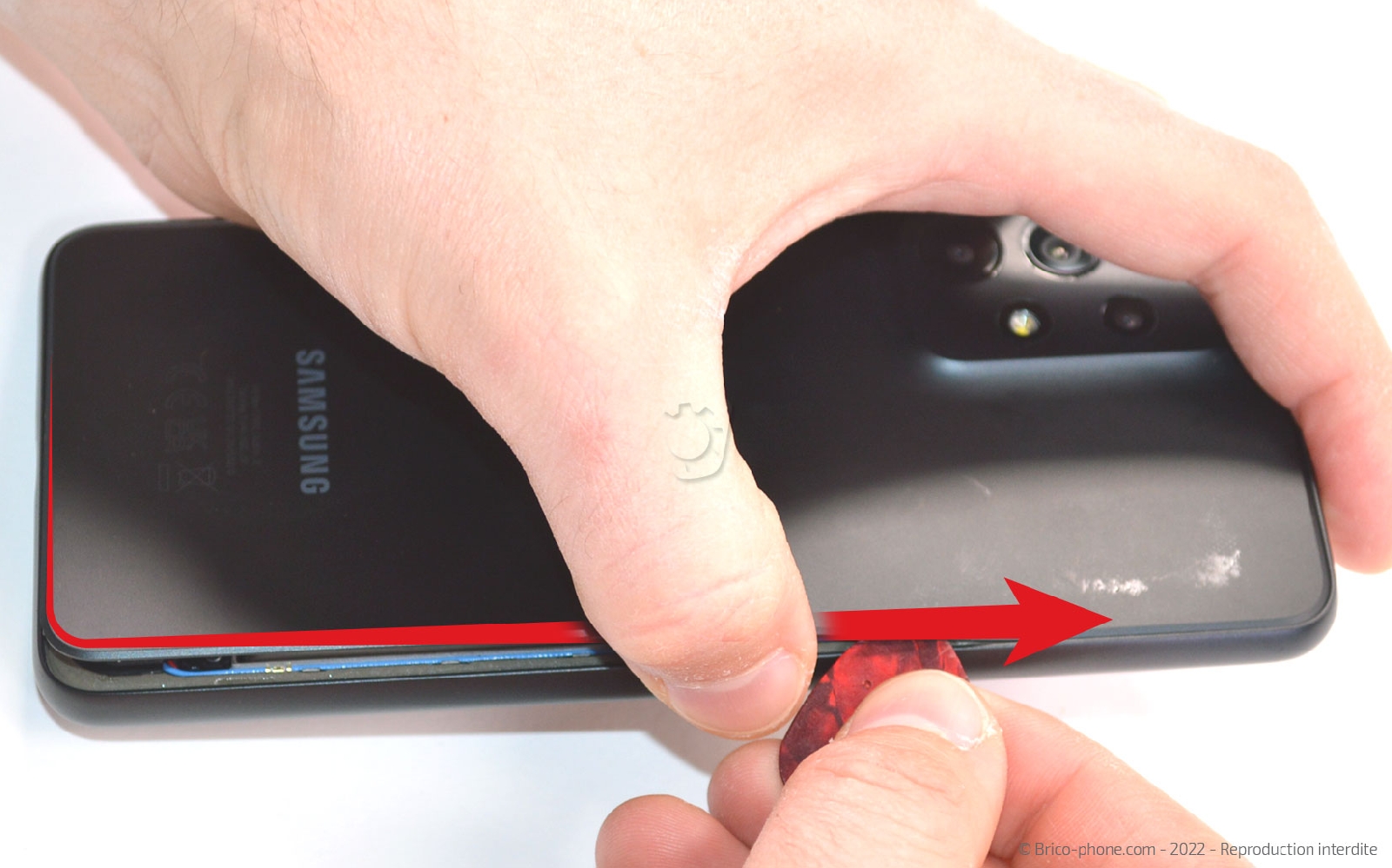 Comment changer la vitre arrière sur Galaxy A33 5G photo 2