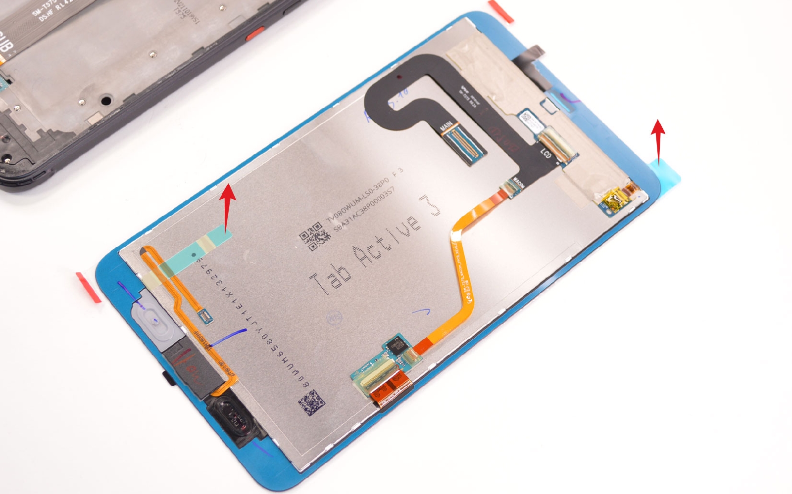 Comment remplacer l'écran sans les boutons sur Galaxy Tab Active 3 (SM-T575) photo 2