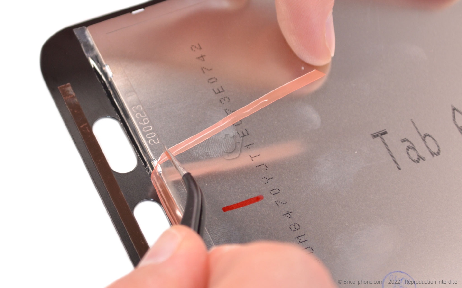 Comment remplacer l'écran sans les boutons sur Galaxy Tab Active 3 (SM-T575) photo 2