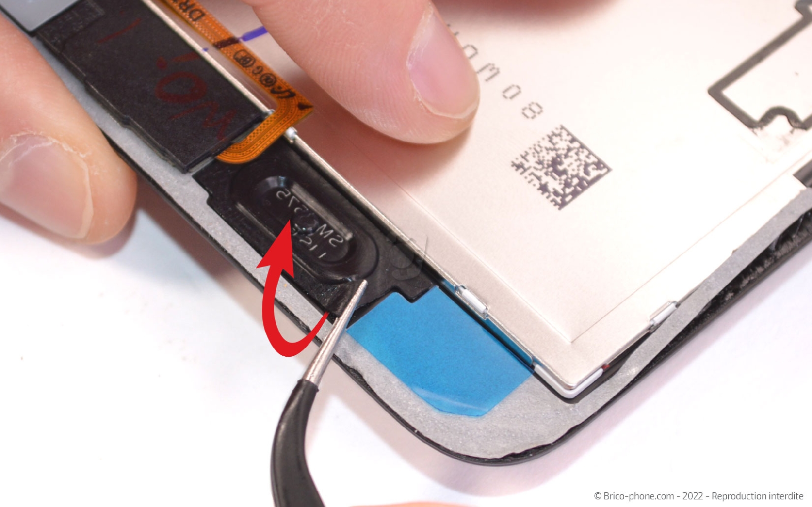 Comment remplacer l'écran sans les boutons sur Galaxy Tab Active 3 (SM-T575) photo 2