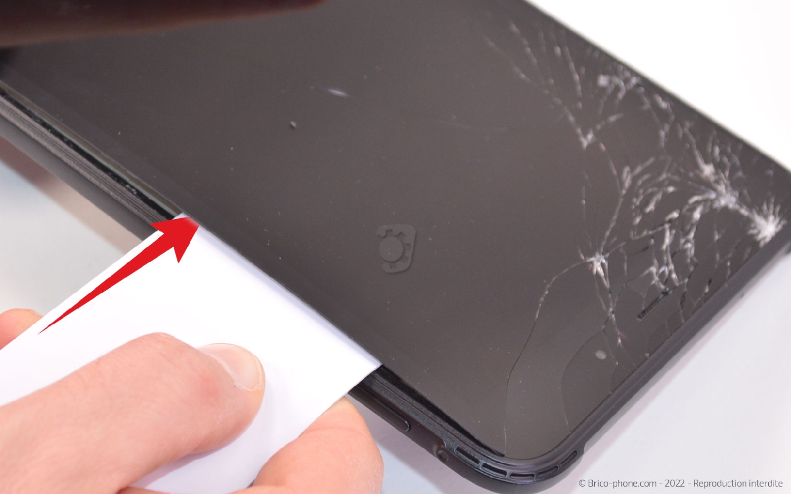 Comment remplacer l'écran sans les boutons sur Galaxy Tab Active 3 (SM-T575) photo 1