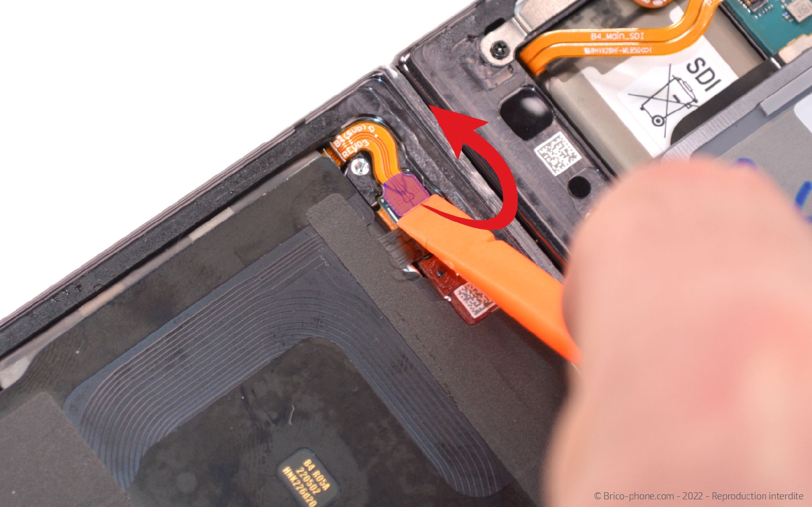 Comment changer les batteries sur Galaxy Z Flip4 photo 3