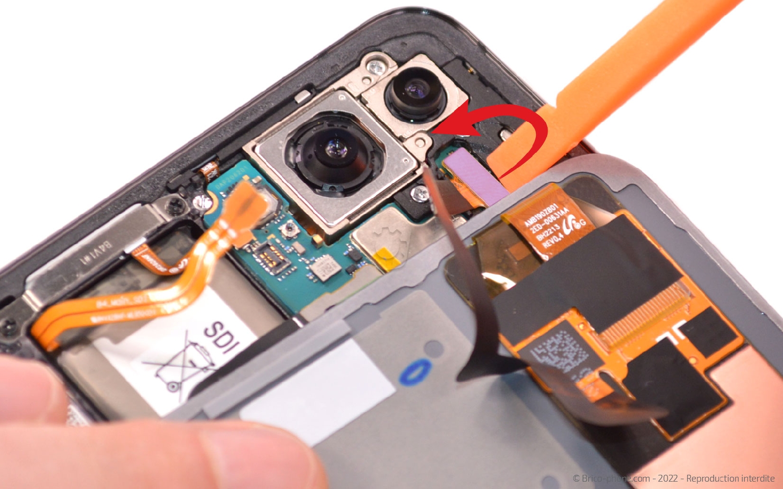 Comment changer les vitres arrière sur Galaxy Z Flip4 photo 2