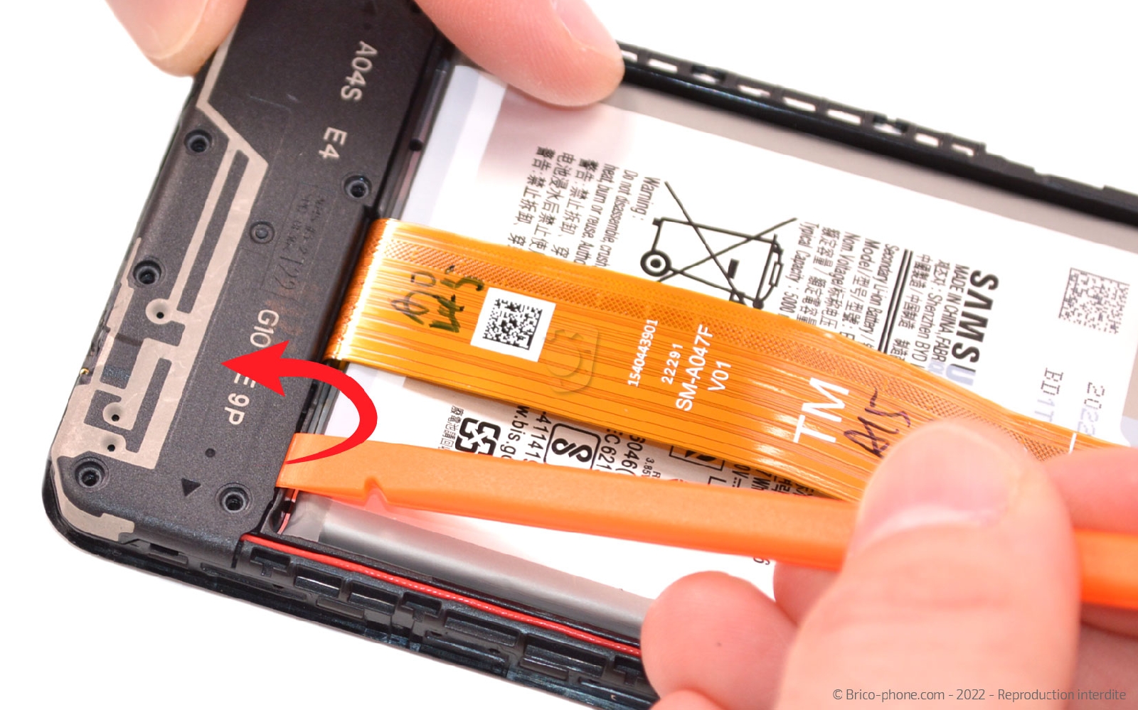 Comment changer le connecteur de charge ? sur Galaxy A04s photo 2