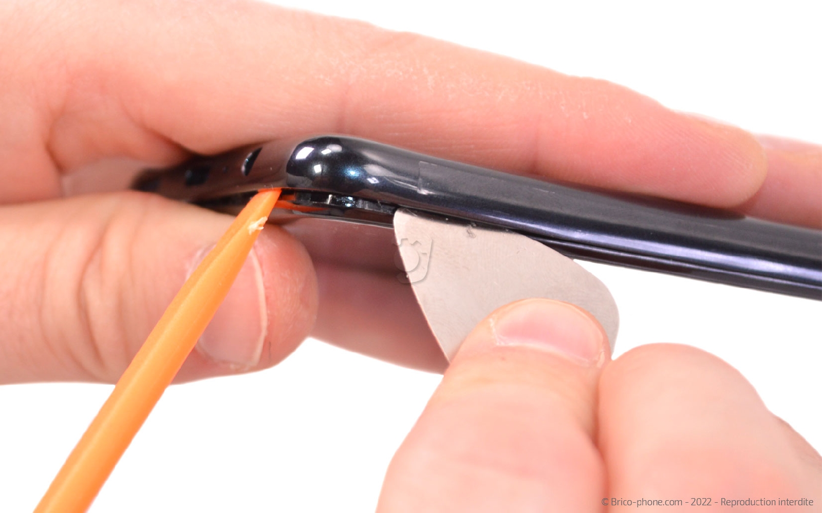 Comment changer la coque arrière ? sur Galaxy A04s photo 3