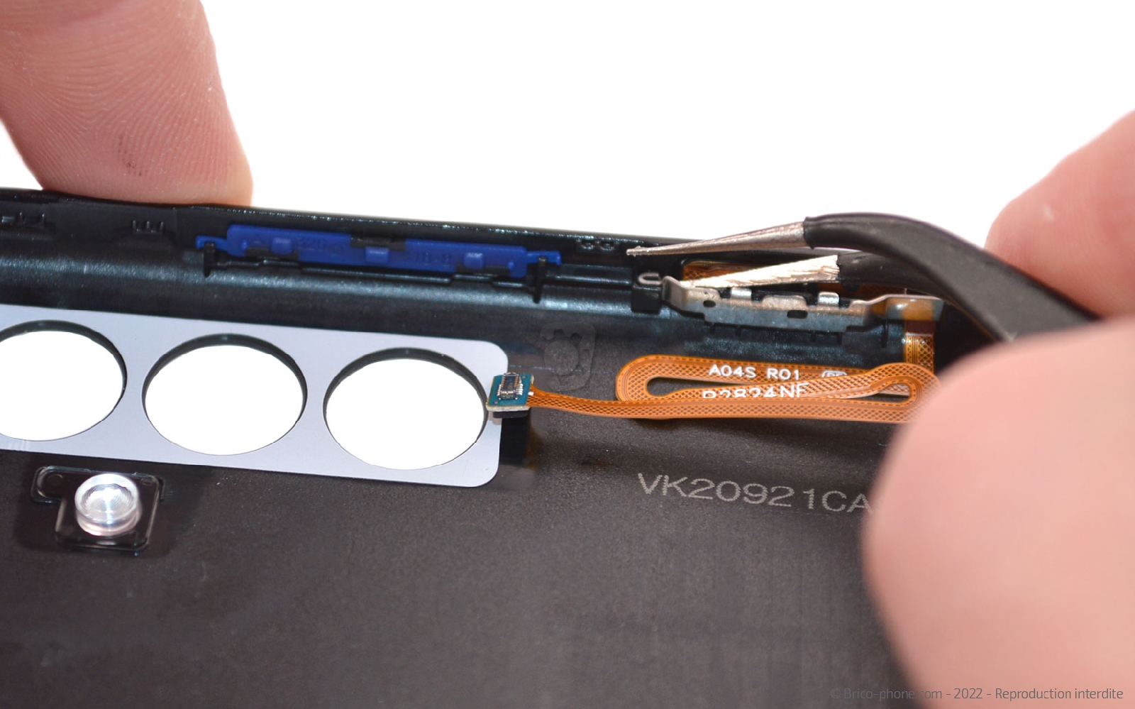 Comment changer la coque arrière ? sur Galaxy A04s photo 1