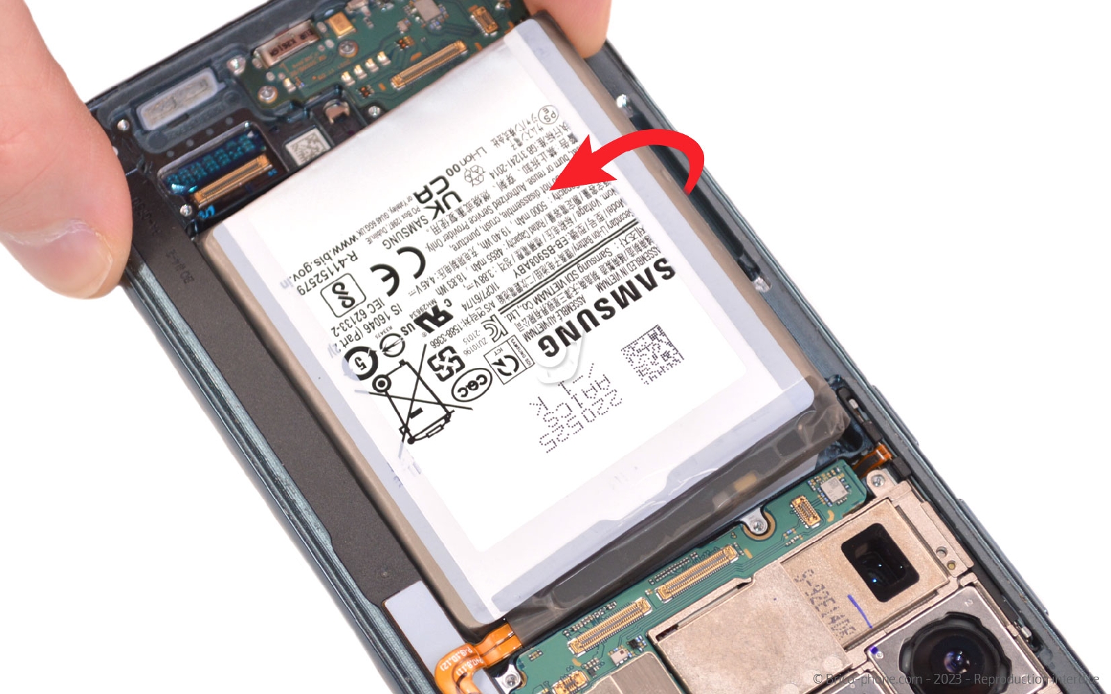 comment changer la batterie sur Galaxy S22 Ultra photo 3