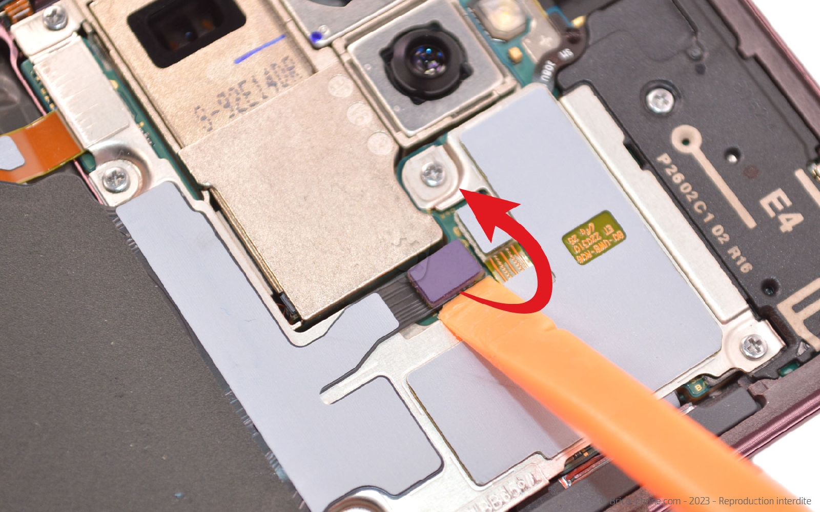 comment changer la batterie sur Galaxy S22 Ultra photo 1