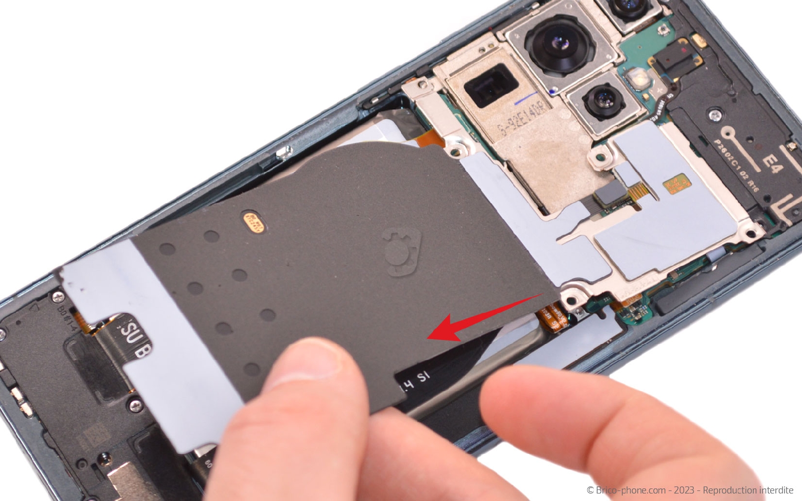 comment changer la batterie sur Galaxy S22 Ultra photo 3