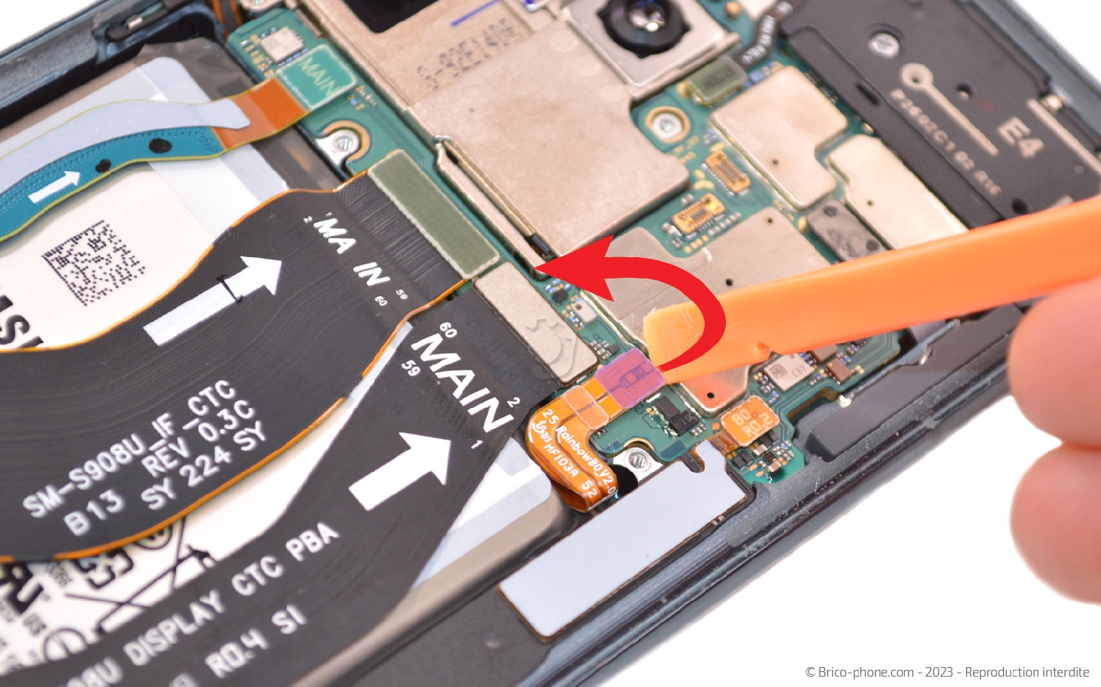 Comment changer le connecteur de charge sur Galaxy S22 Ultra photo 1