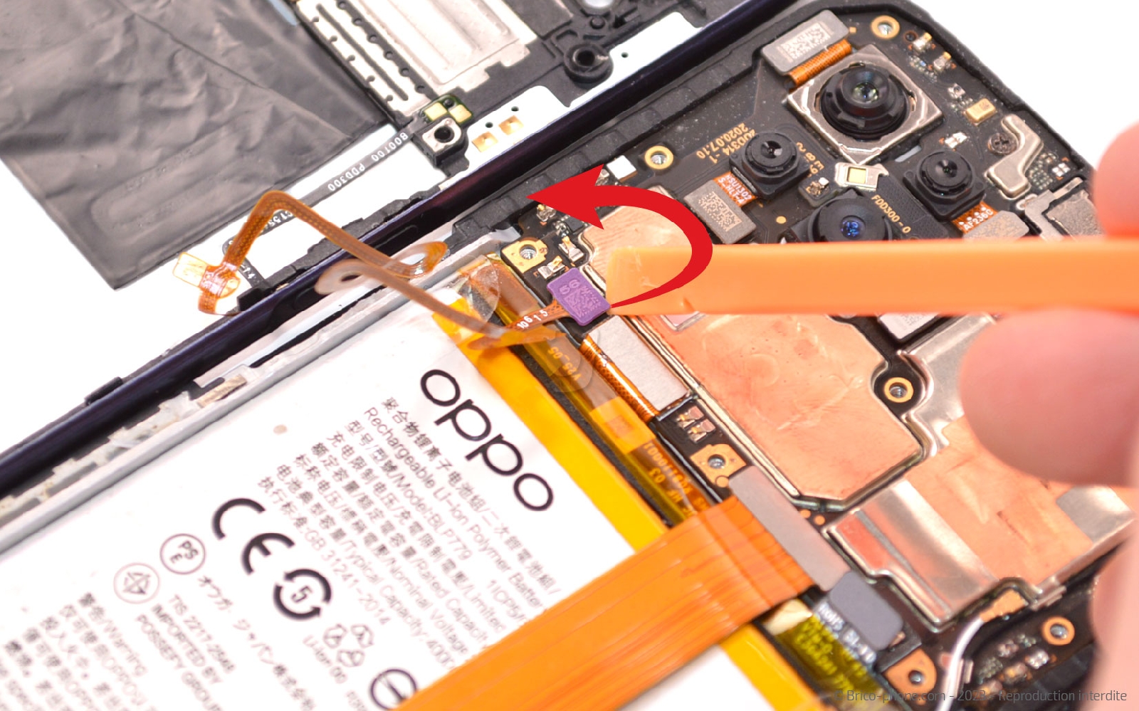 Comment changer le connecteur de charge sur Reno4 Z 5G photo 3