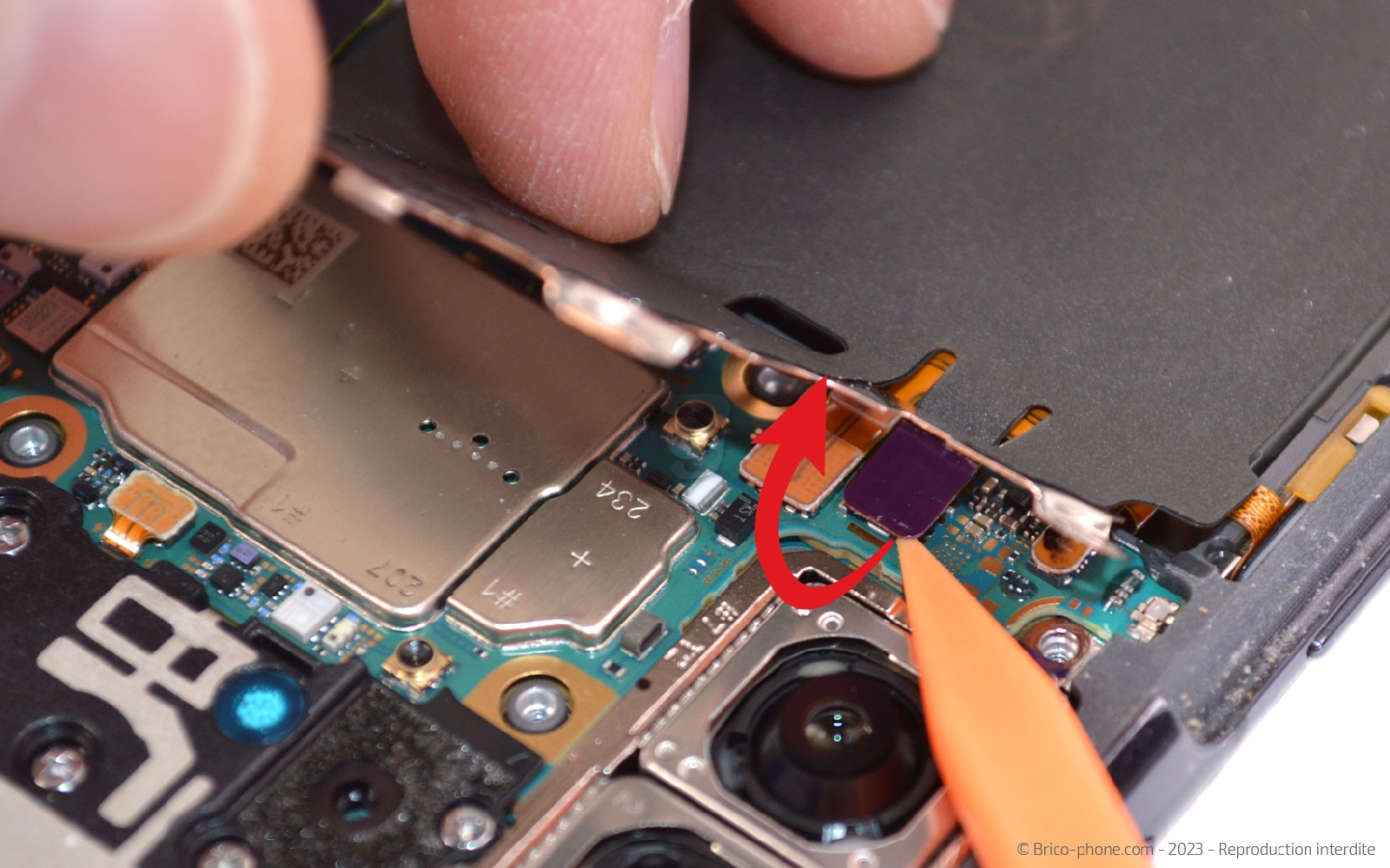 Guide de réparation sur Galaxy S21 photo 3