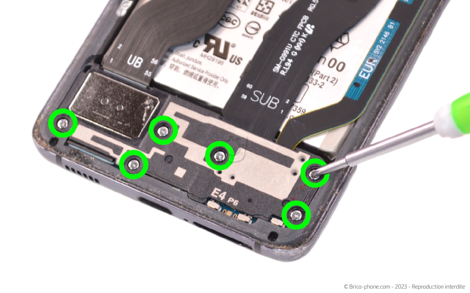 Coment remplacer le bloc écran sur Galaxy S21 photo 1