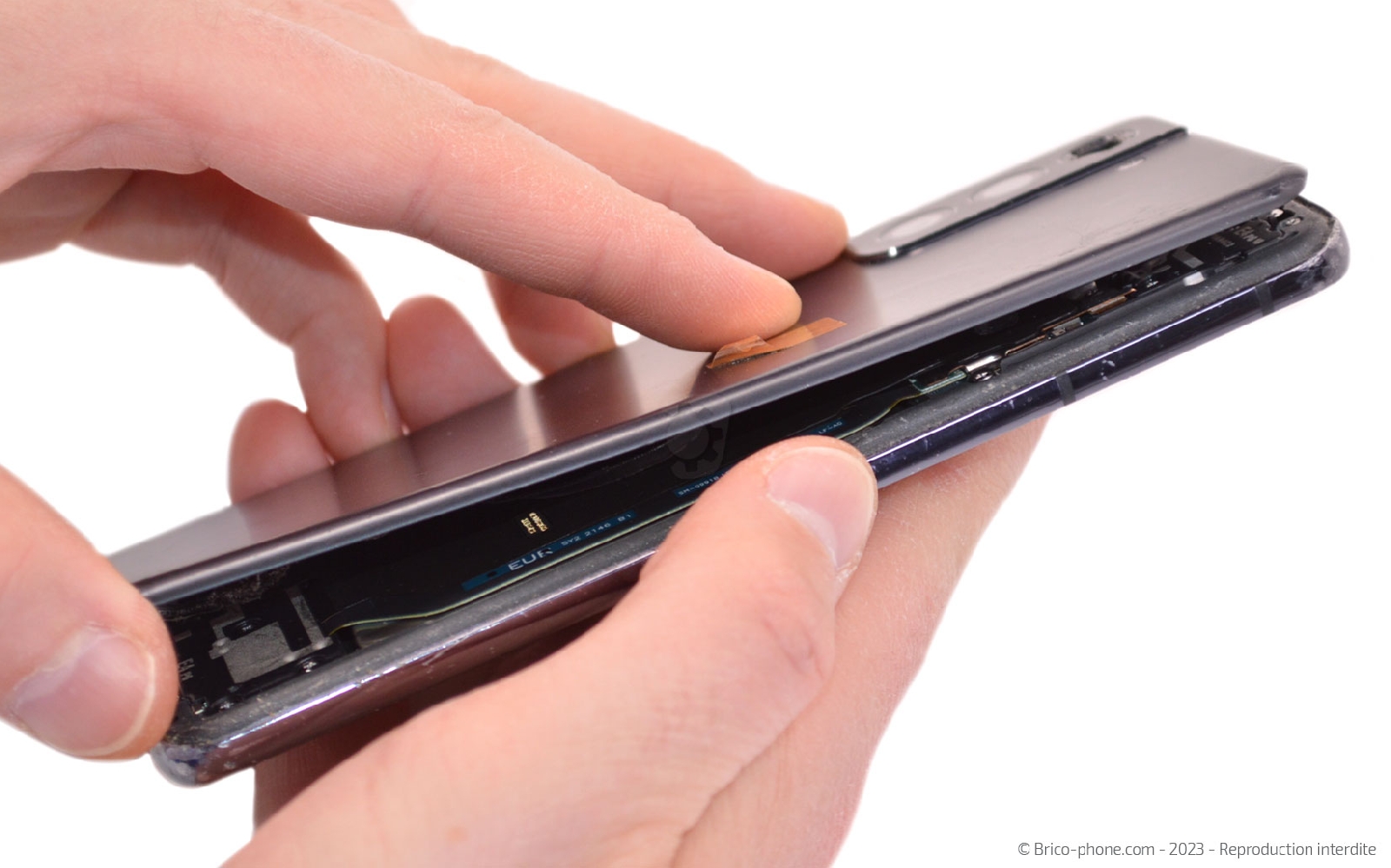 Coment remplacer le bloc écran sur Galaxy S21 photo 4