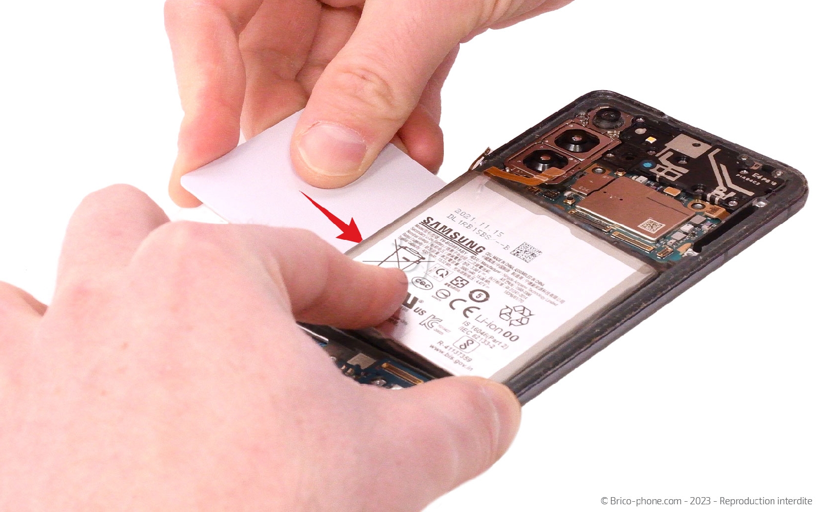 Comment changer la batterie sur Galaxy S21 photo 3