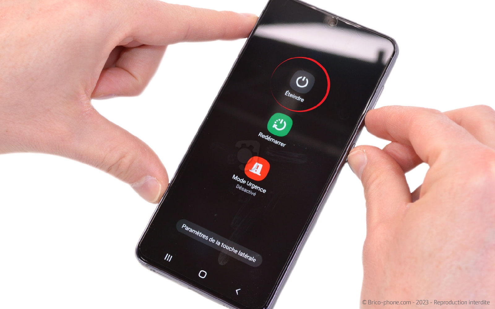 Comment changer la batterie sur Galaxy S21 photo 1