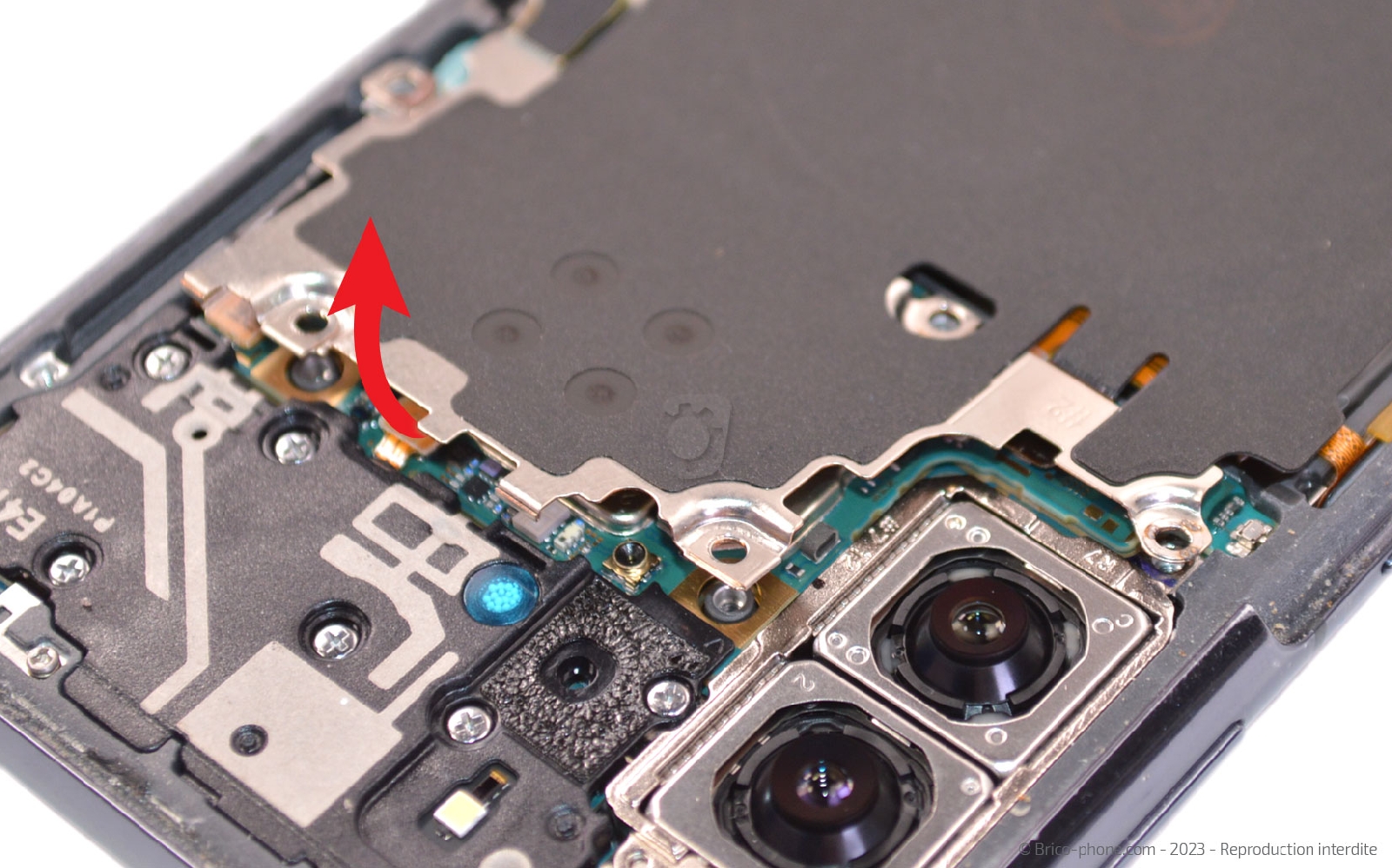 Comment changer la batterie sur Galaxy S21 photo 2