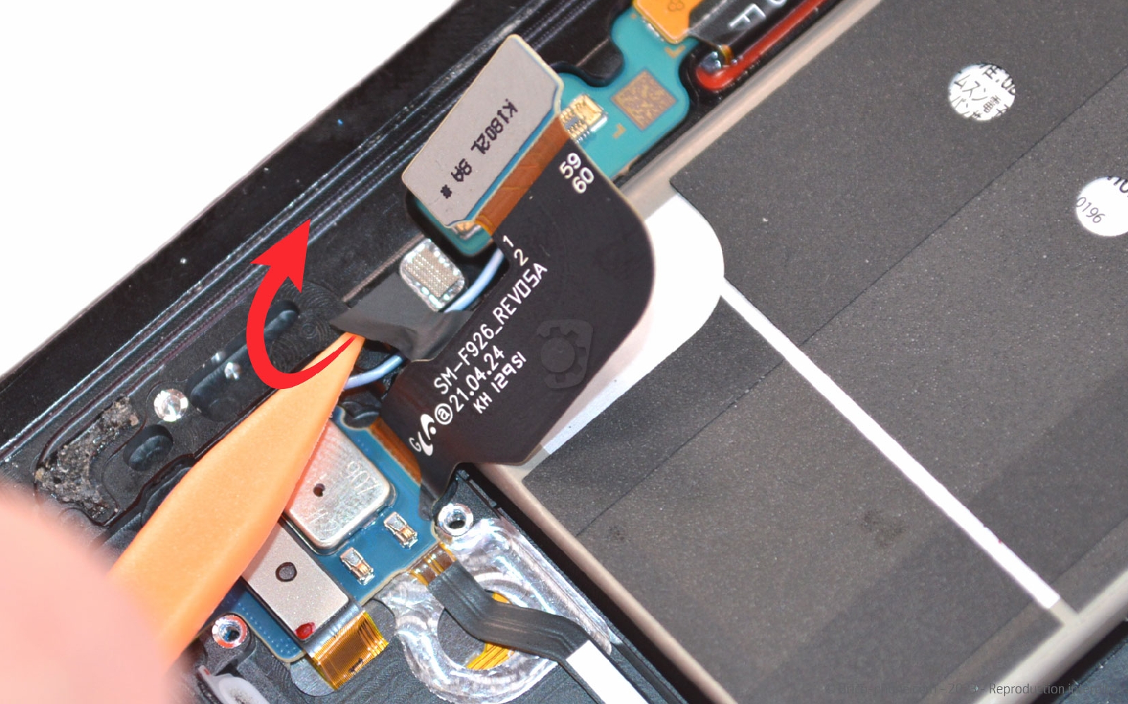 Guide de réparation sur Galaxy Z Fold3 photo 3