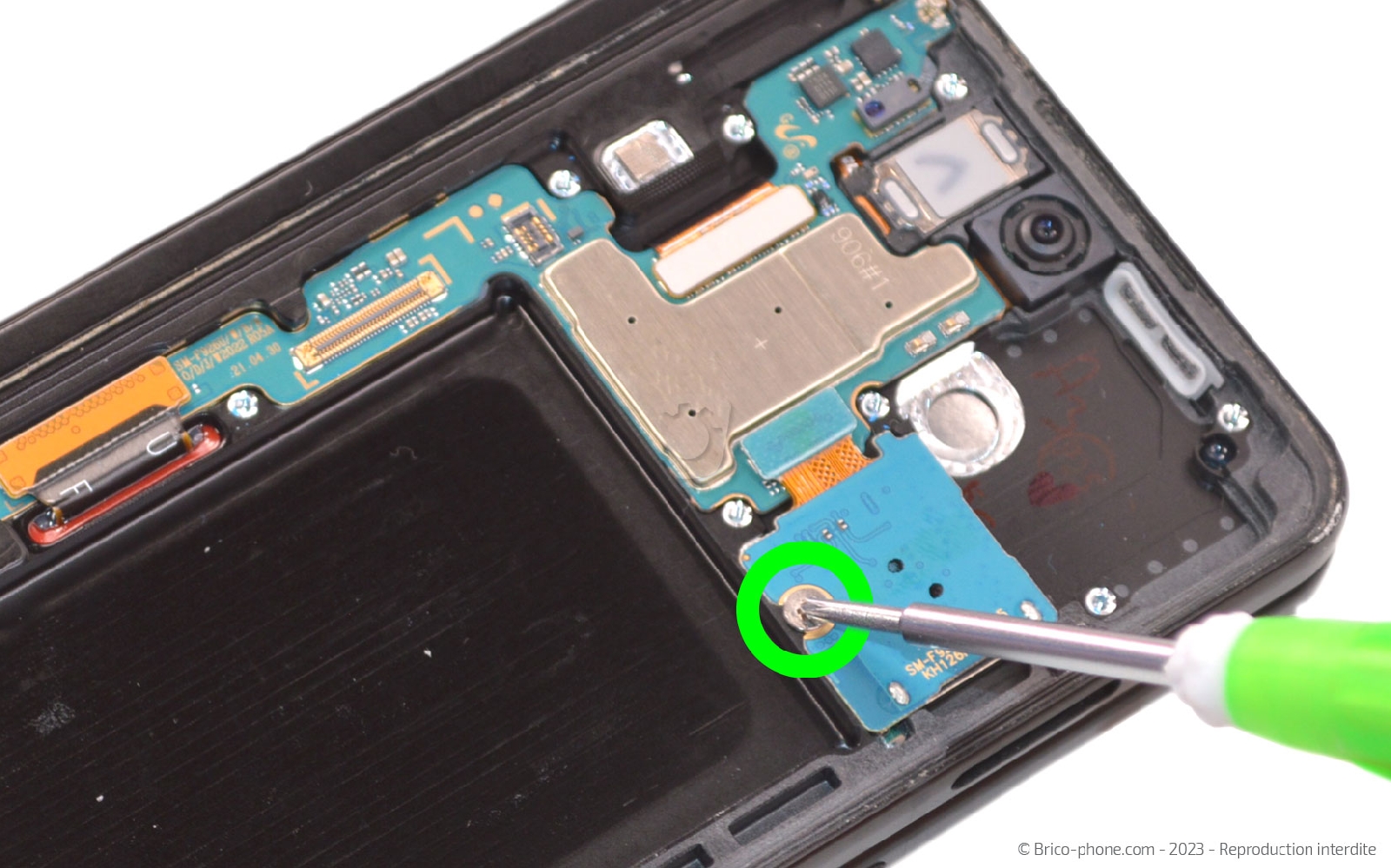 Guide de réparation sur Galaxy Z Fold3 photo 2