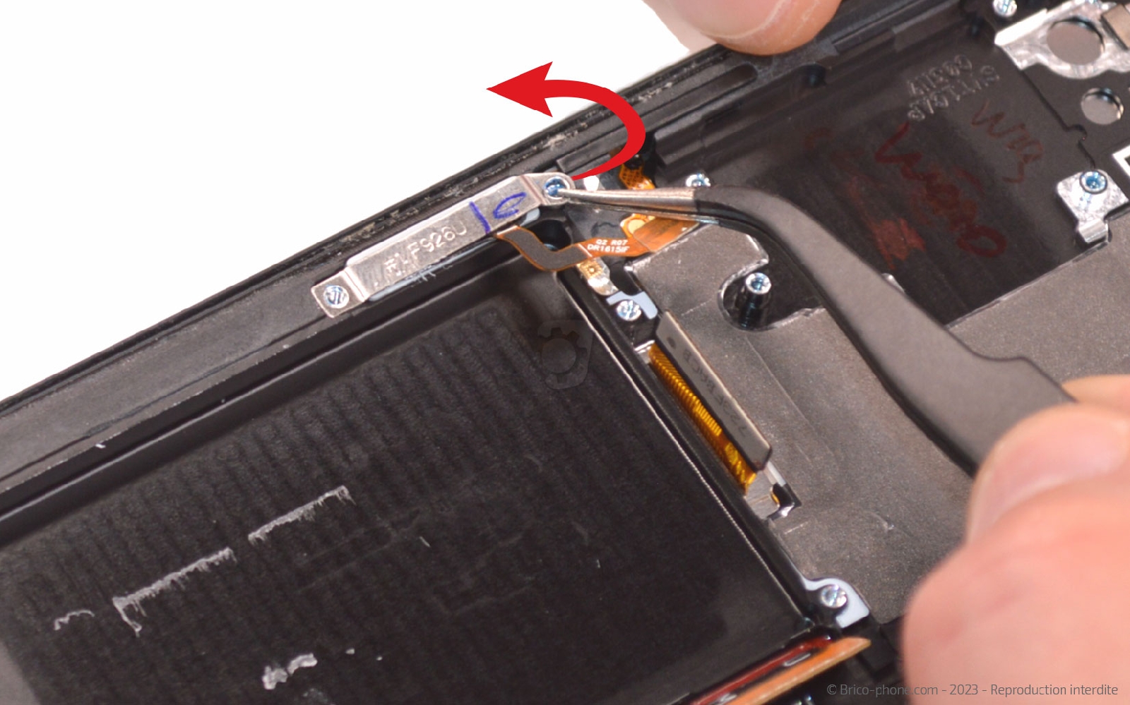 Guide de réparation sur Galaxy Z Fold3 photo 2