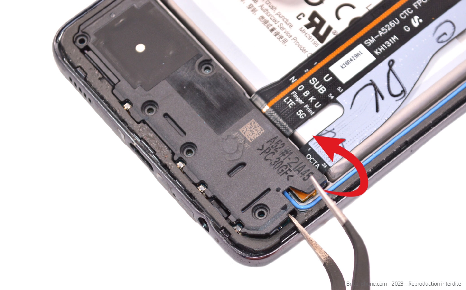 Comment changer le bloc écran sur Galaxy A52s photo 2