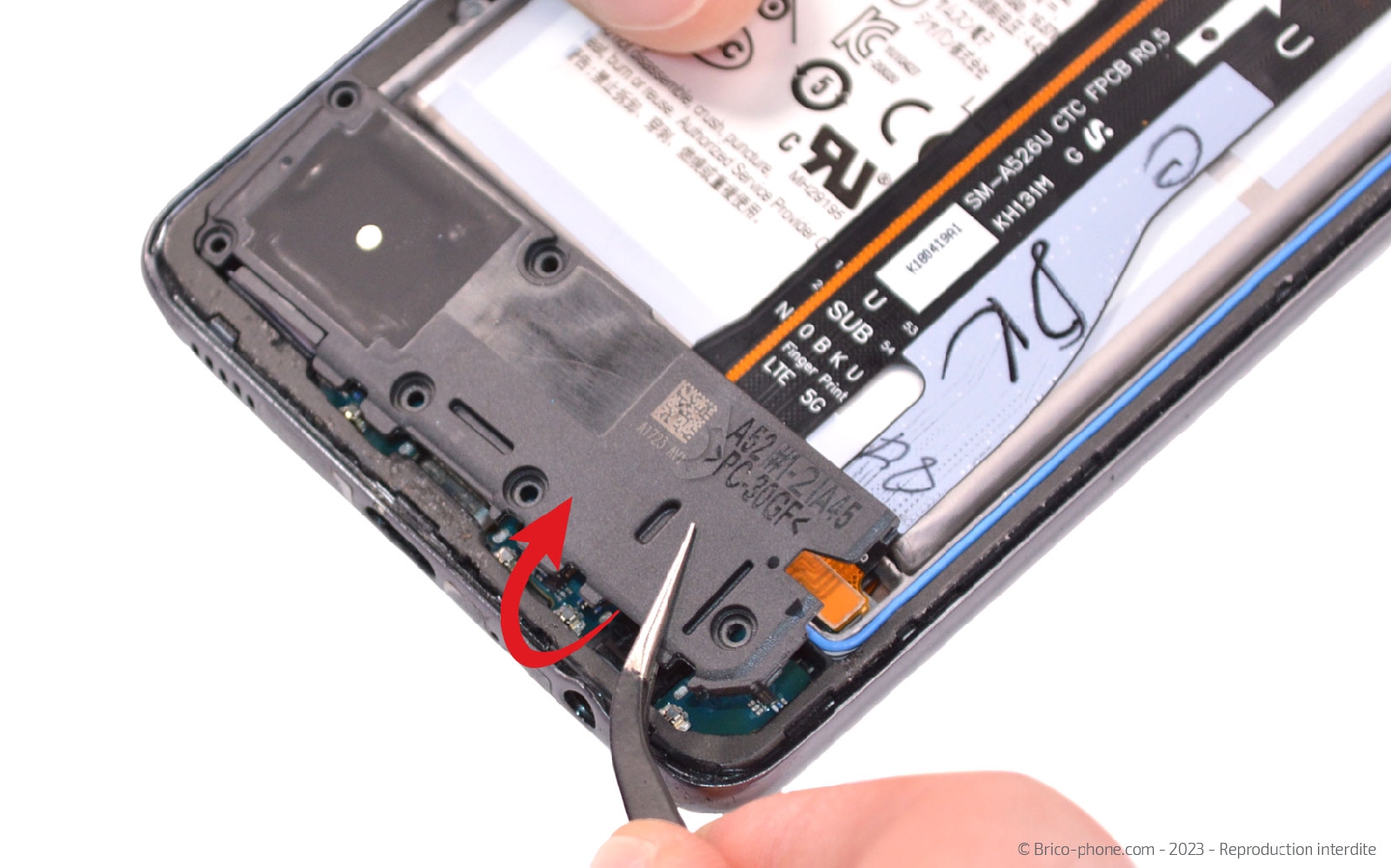 Comment changer le bloc écran sur Galaxy A52s photo 3