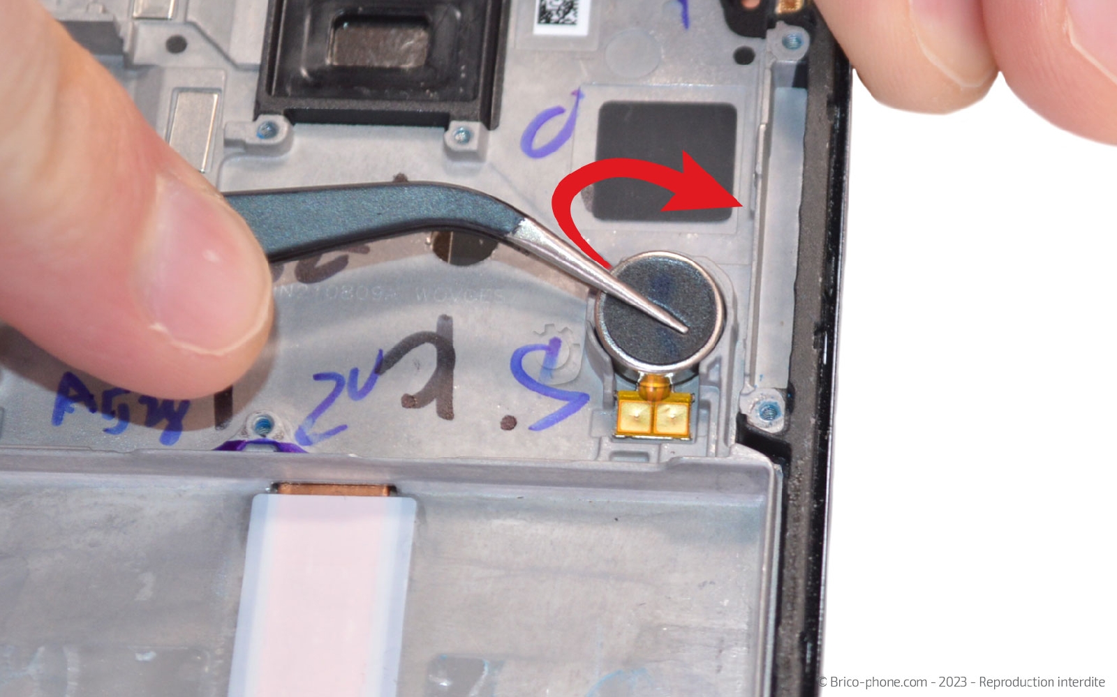 Comment changer le bloc écran sur Galaxy A52s photo 3