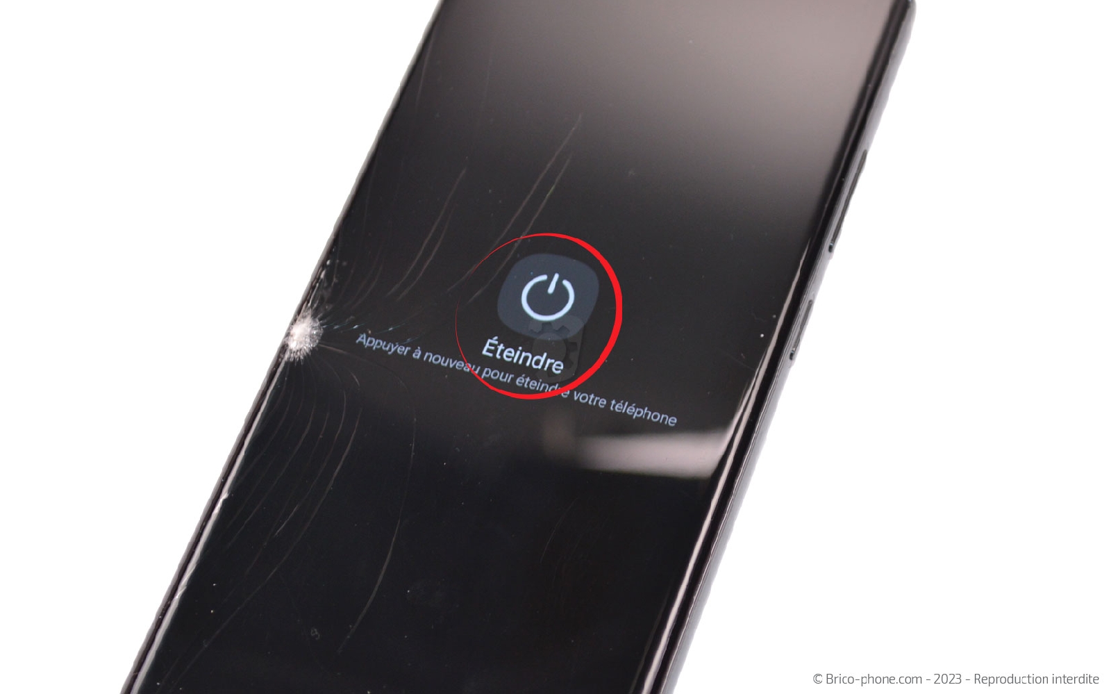 Comment changer la vitre arrière sur Galaxy S23 Ultra photo 4