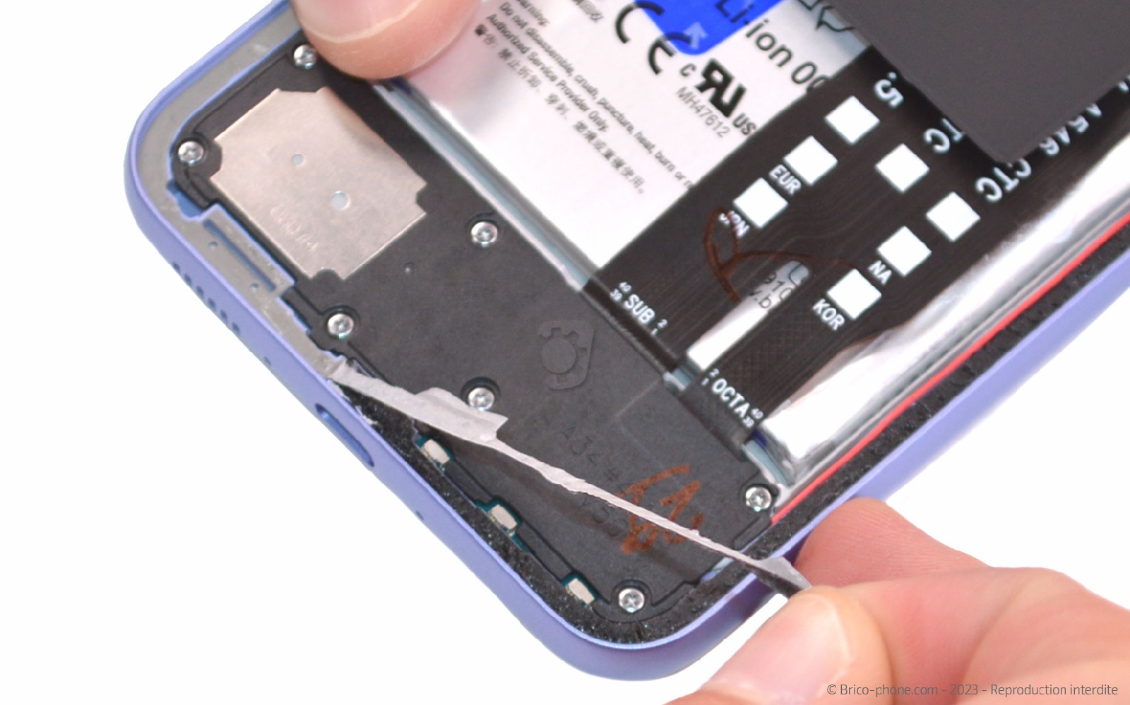 Comment changer la batterie sur Galaxy A34 5G photo 2