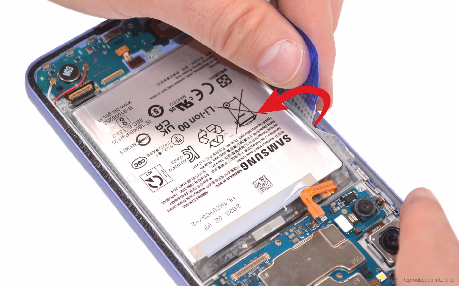 Comment changer la batterie sur Galaxy A34 5G photo 2