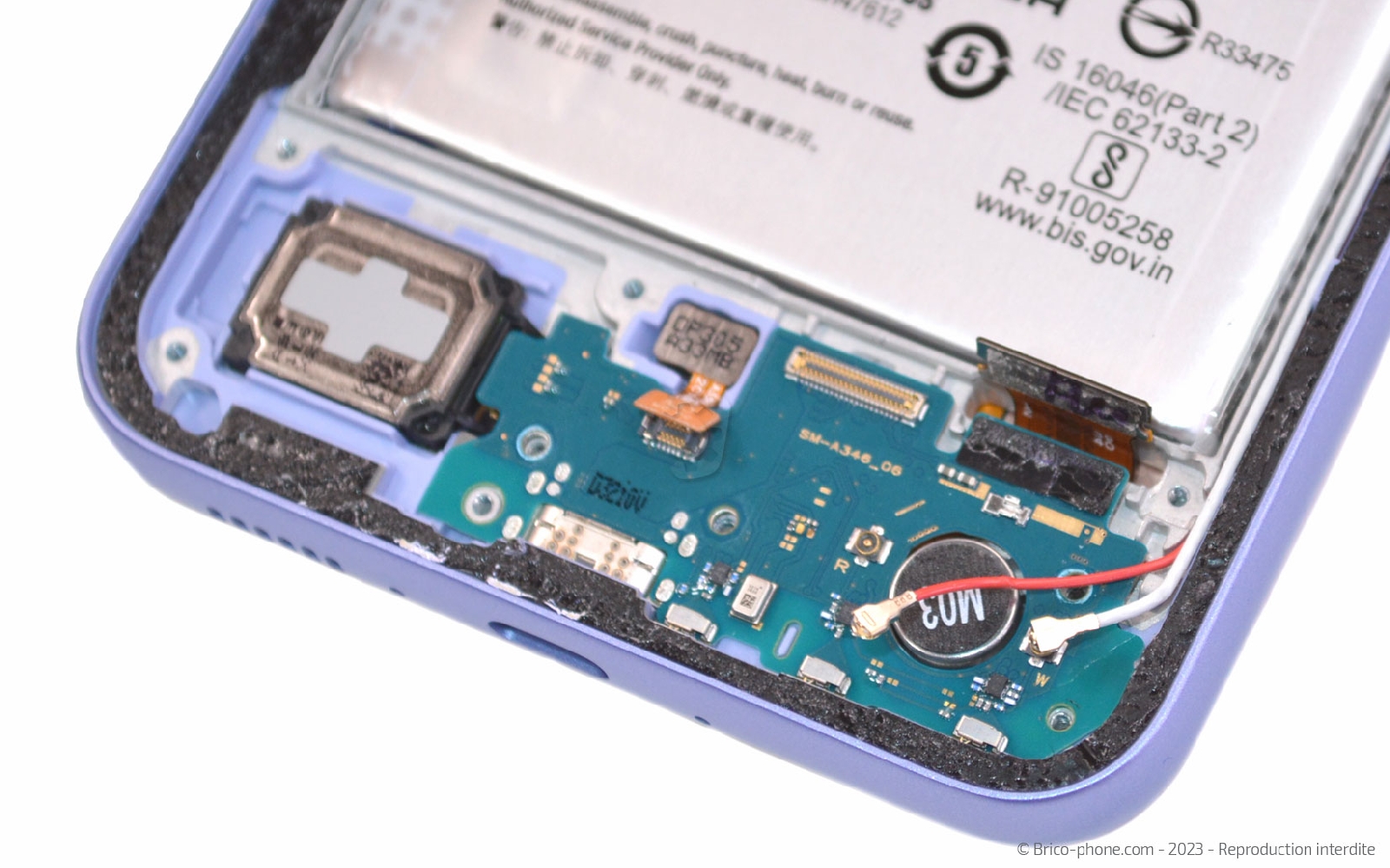 Comment changer le connecteur de charge sur Galaxy A34 5G photo 4