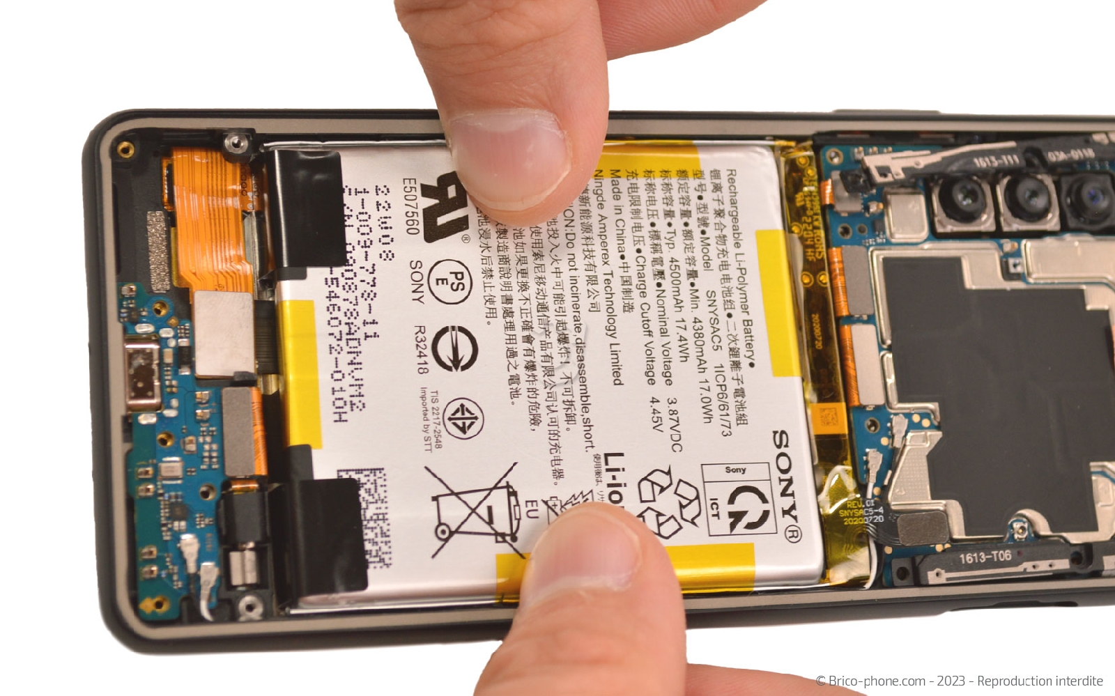 Comment changer le bloc écran sur Xperia 10 III photo 3